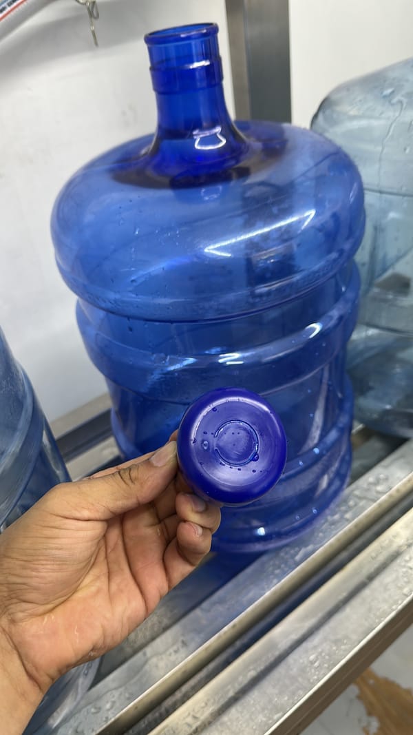 Botellón de agua AcuaEssence de 20 litros